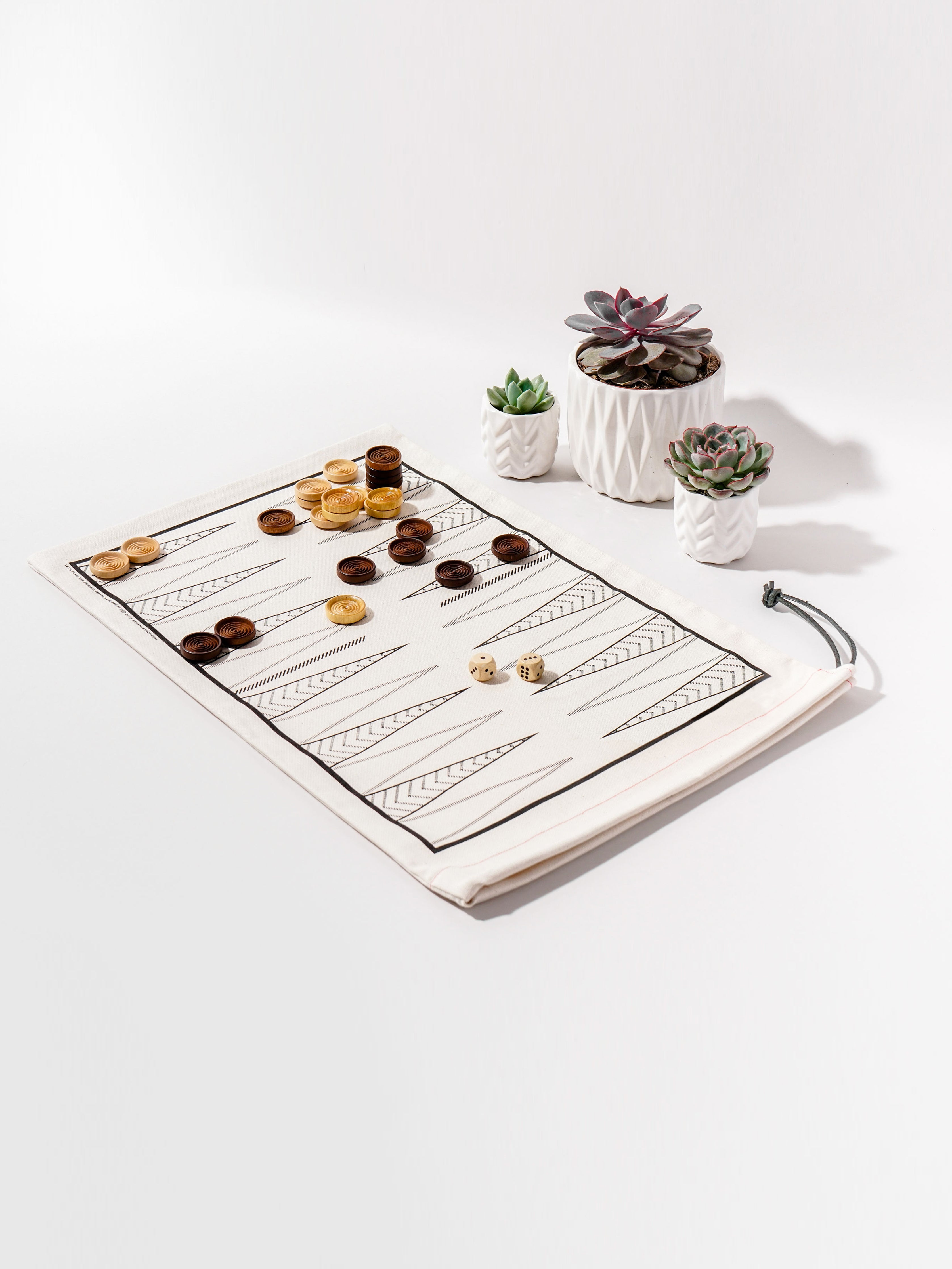 A Summer Shop Backgammon Bag - Natural