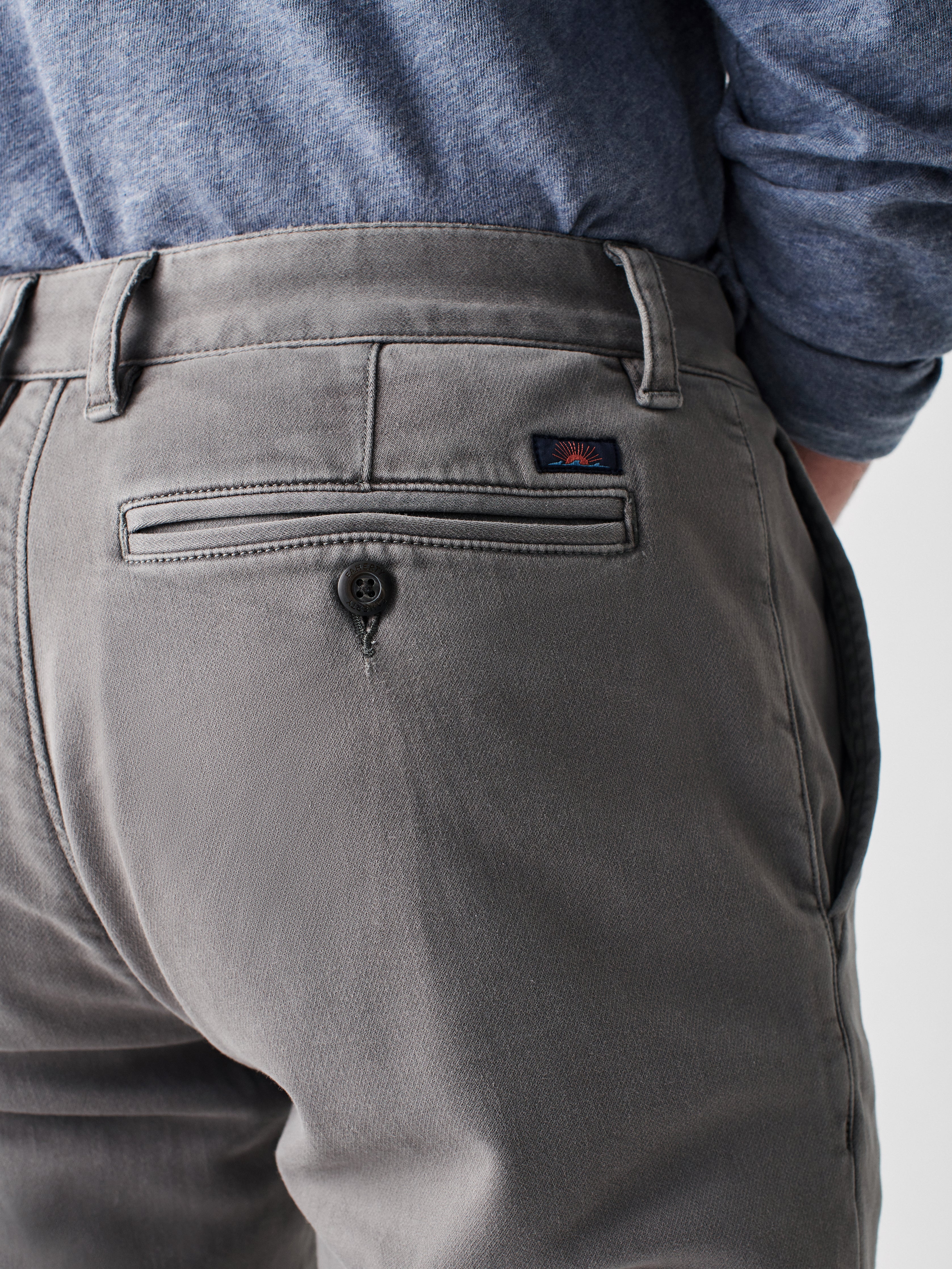Icon Stretch Chino - Rugged Grey