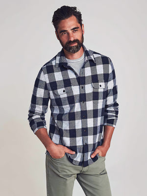 Legend™ Sweater Shirt - Arctic Buffalo