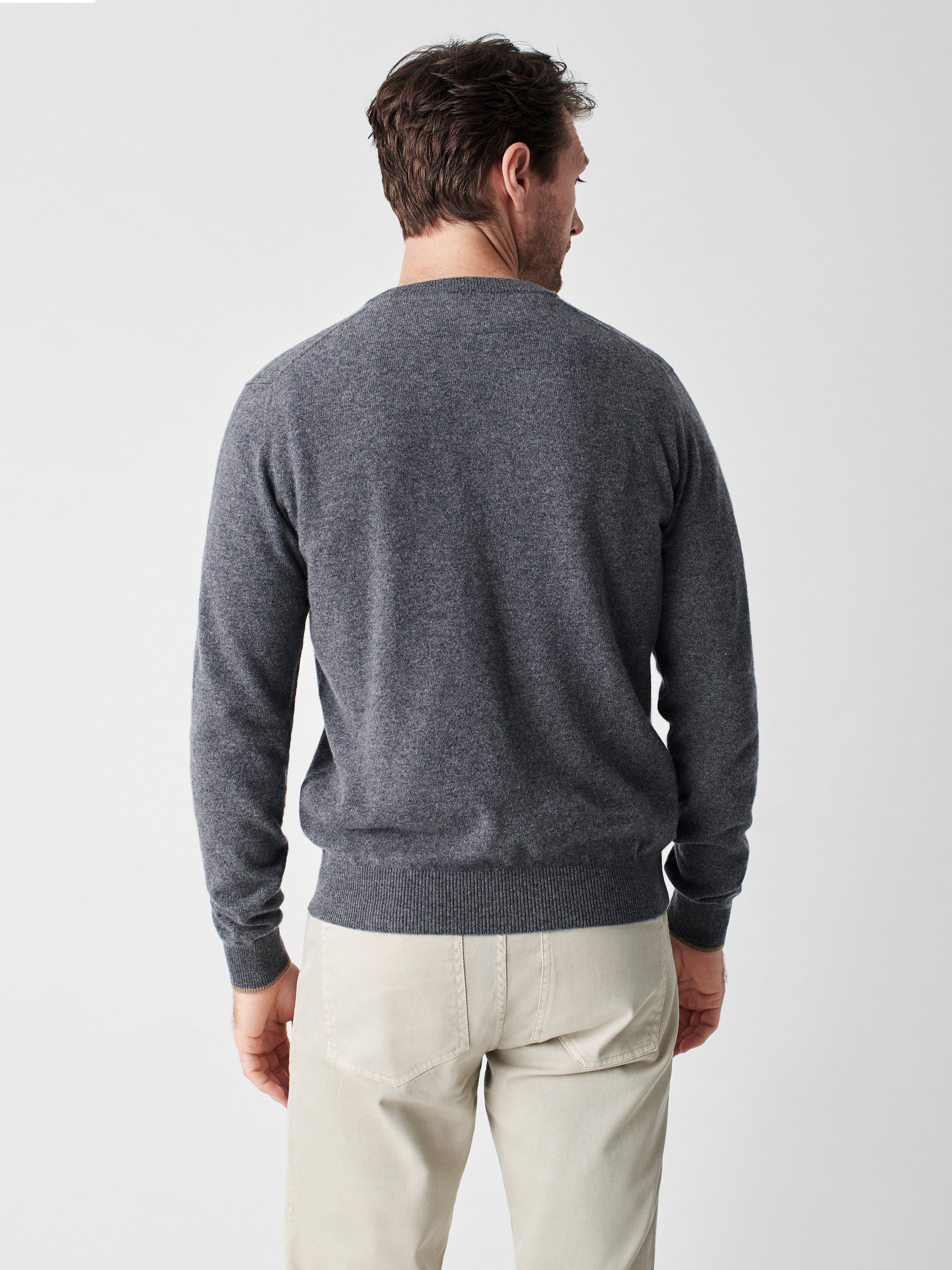Reserve V-Neck Sweater - Ash Grey Heather