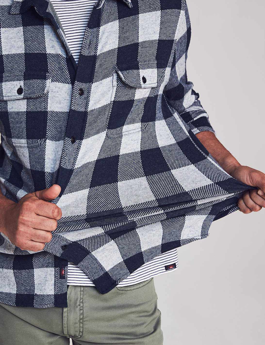Legend™ Sweater Shirt - Arctic Buffalo