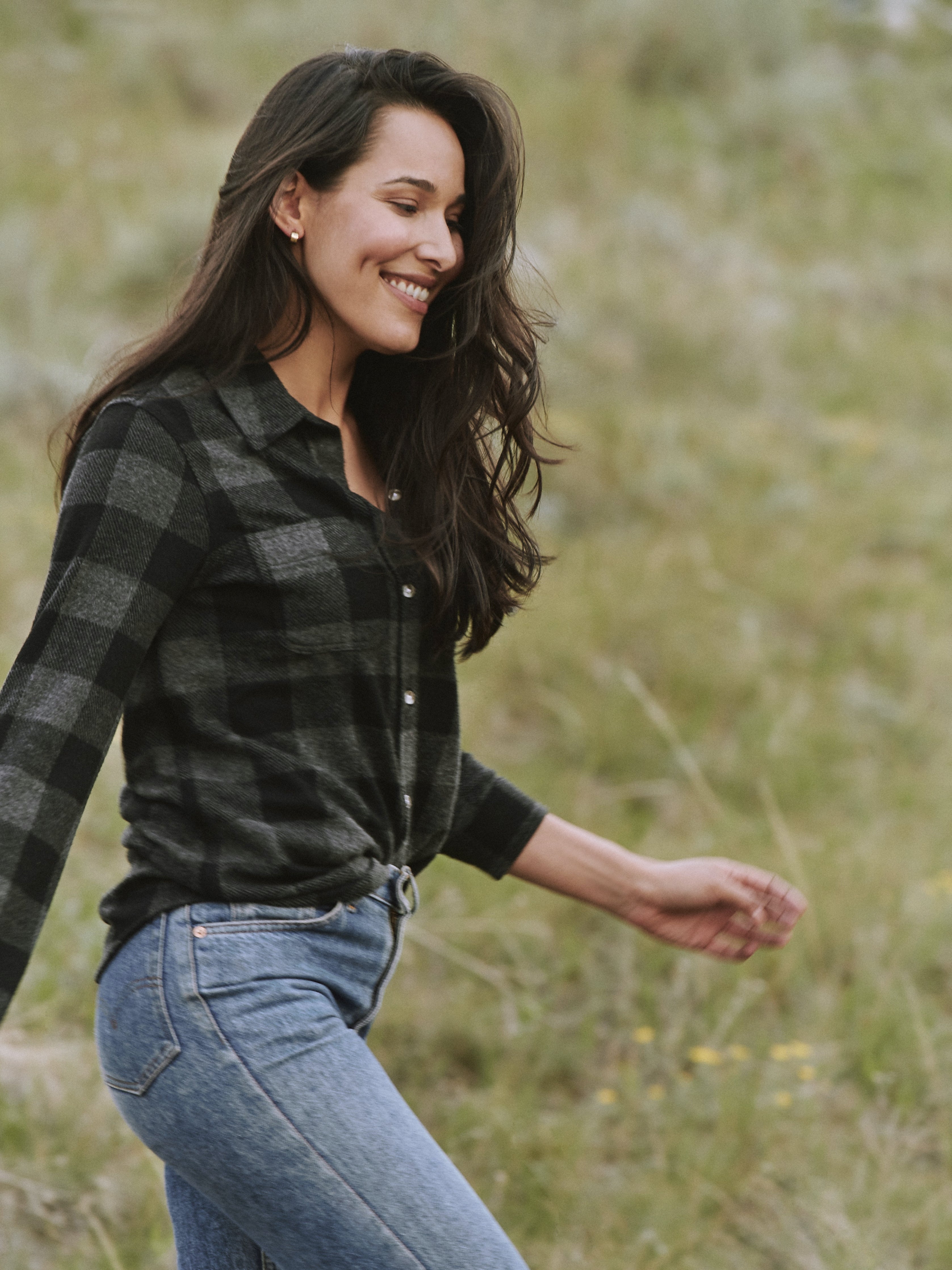 Legend™ Sweater Shirt - Charcoal Black Buffalo
