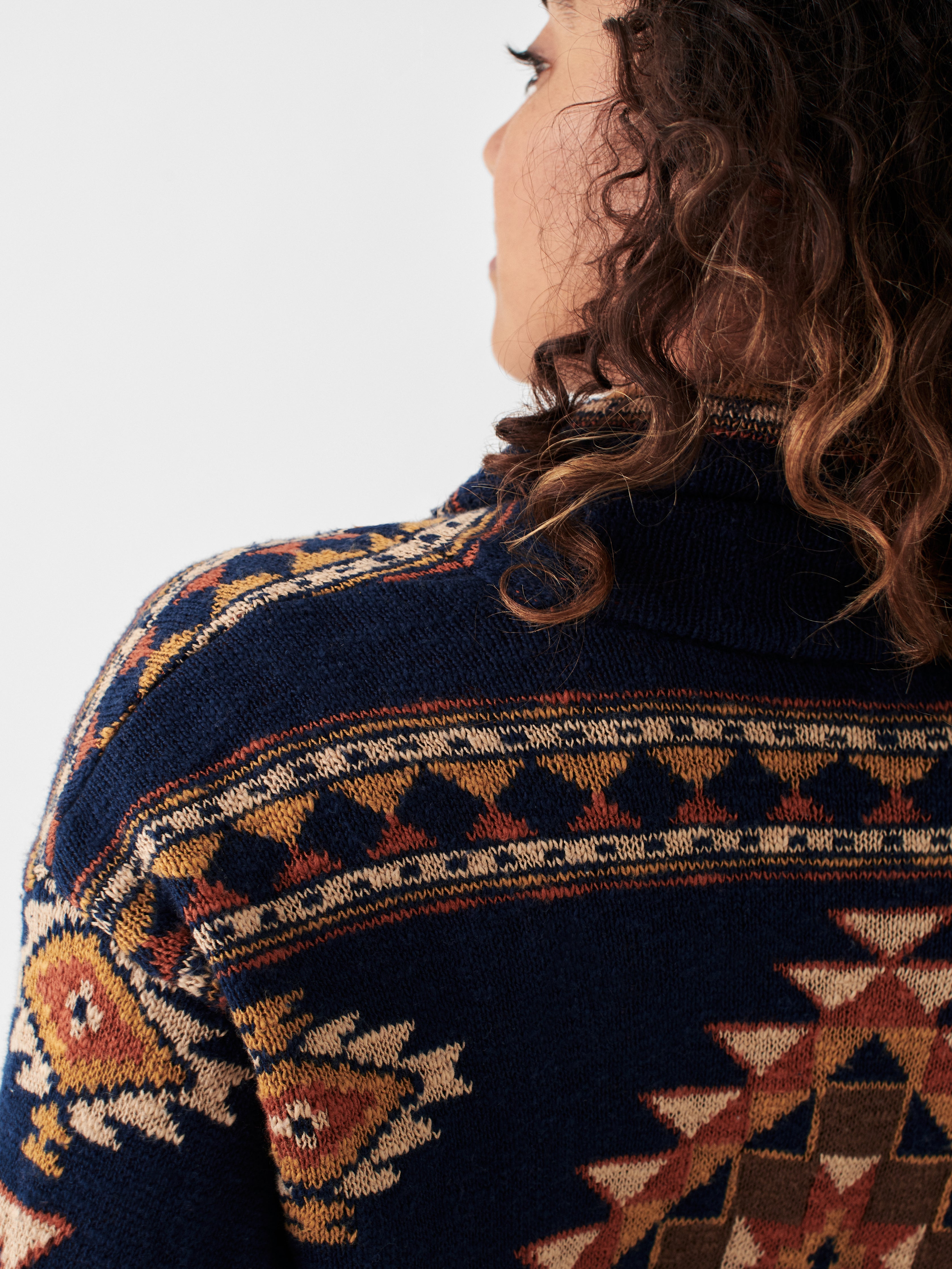 B.YELLOWTAIL Lodge Cardigan - Wolf Mountain