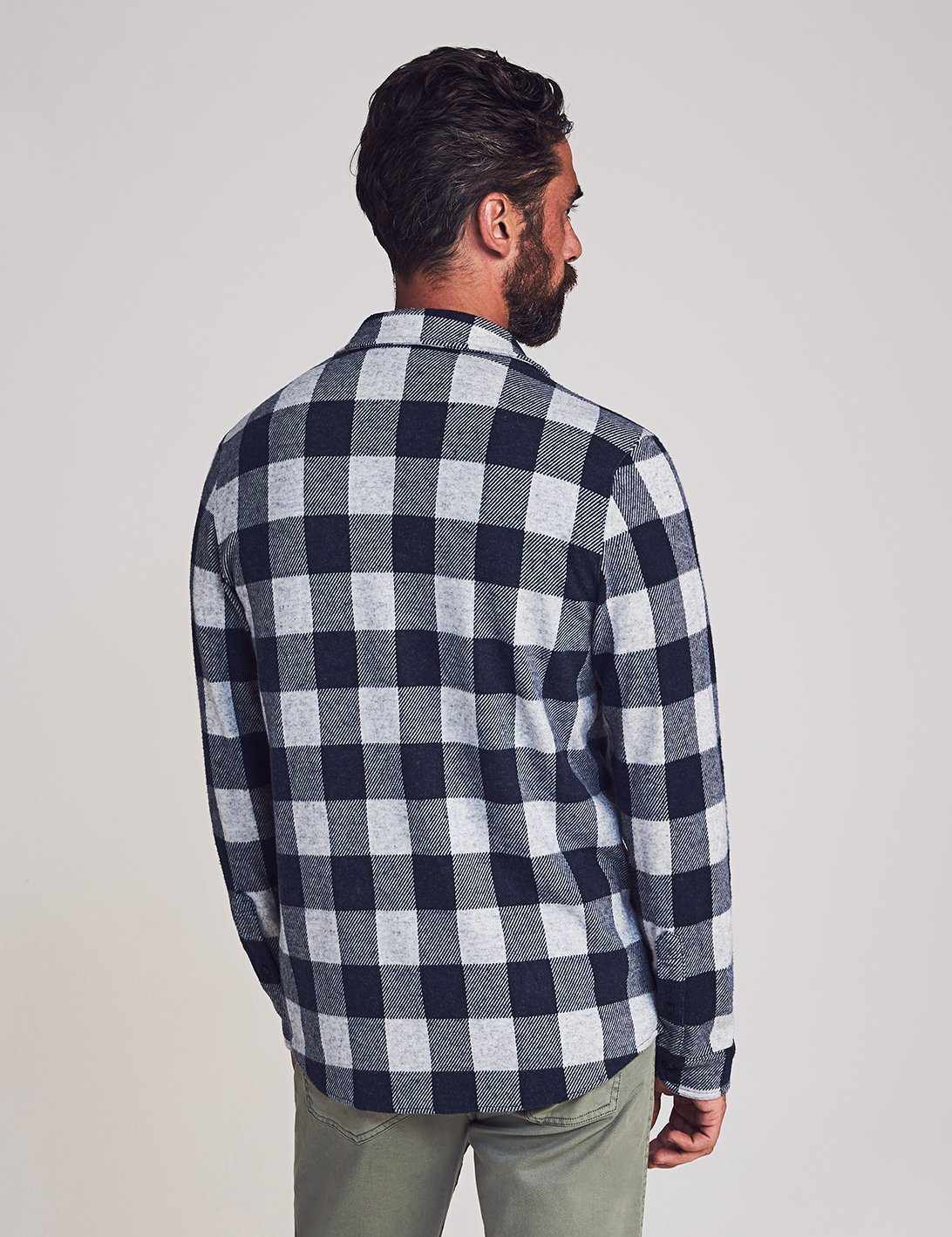 Legend™ Sweater Shirt - Arctic Buffalo