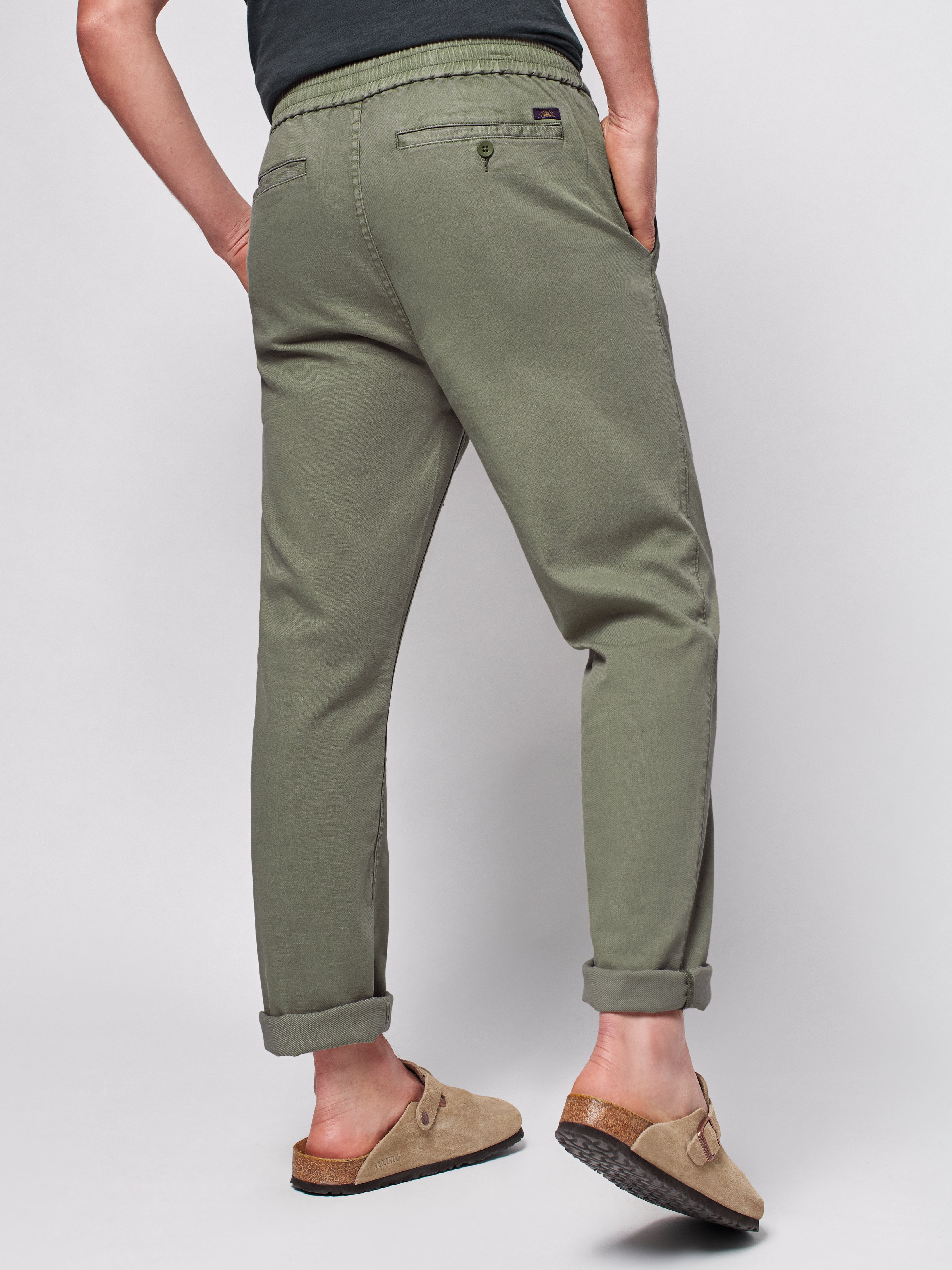 Essential Drawstring Pant - Spring Olive