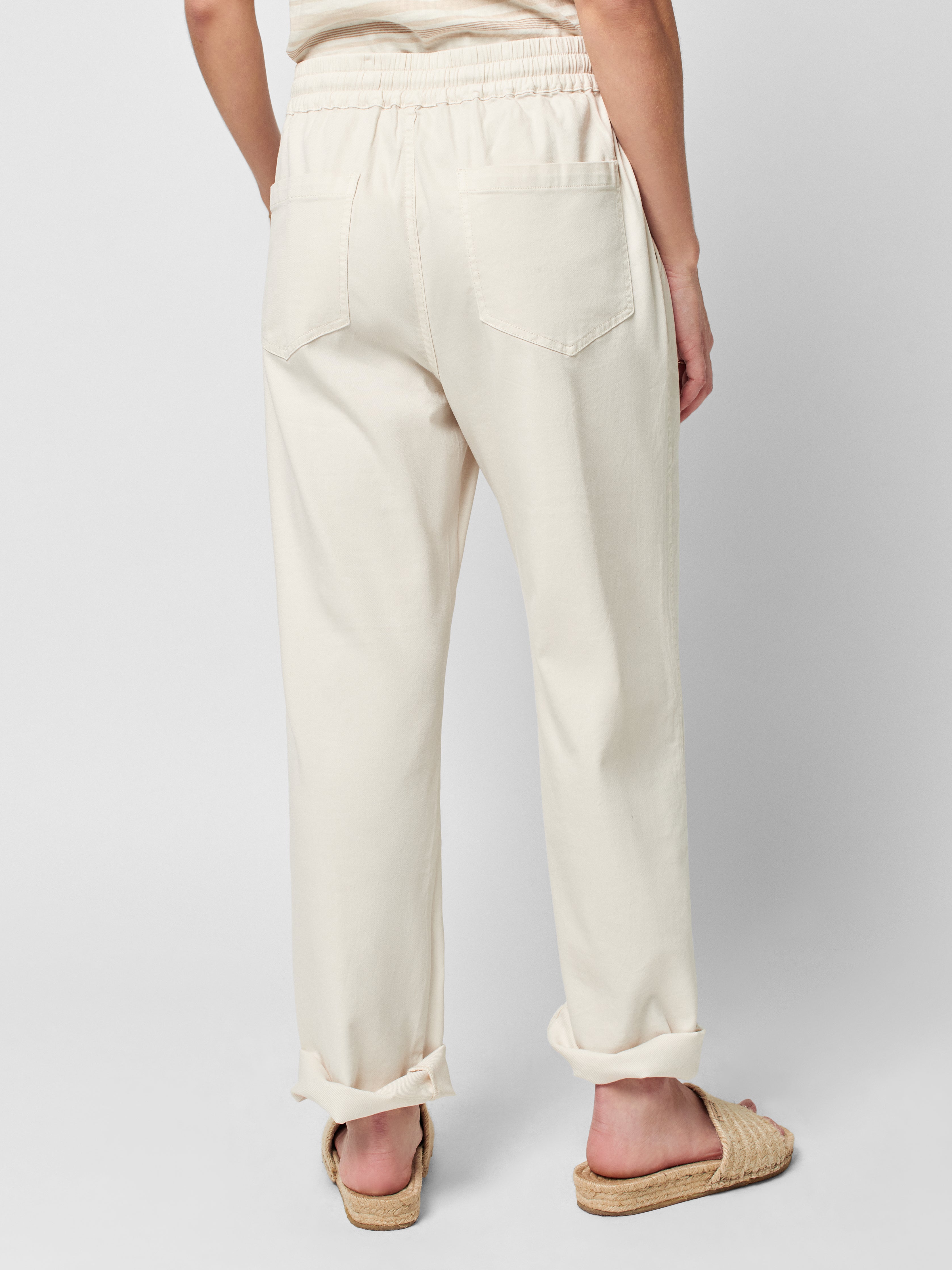 Essential Travel Pant - Whisper White