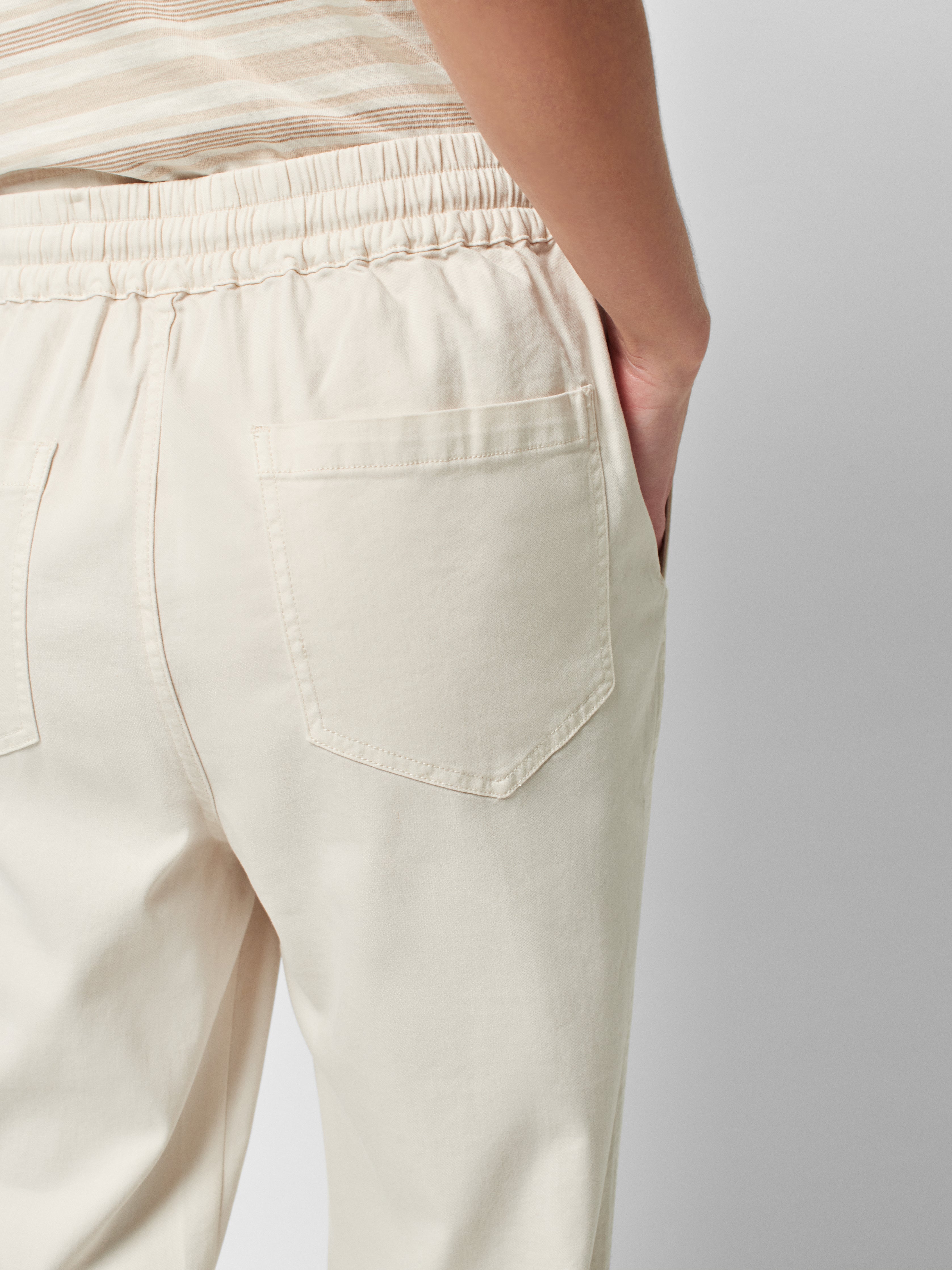 Essential Travel Pant - Whisper White